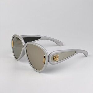 Loewe x Paula’s Ibiza Sunglasses – Metallic White Pilot Gold Mirror LW40132I 24C